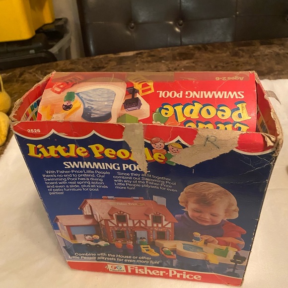 Vintage Fisher Price little people SWIMMING POOL - Picture 2 of 3